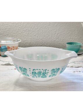 Vintage Pyrex Butterprint 443 Turquoise on White Cinderella Bowl - MCM